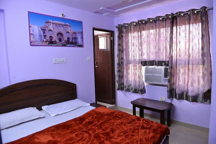 Imagen general del Hotel Mohit Palace. Foto 14