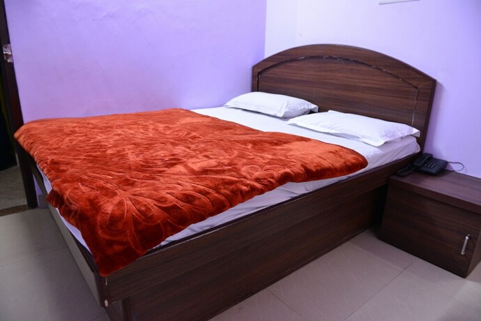 Imagen de la habitación del Hotel Mohit Palace. Foto 24
