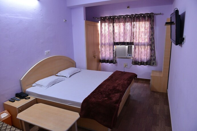 Imagen de la habitación del Hotel Mohit Palace. Foto 29