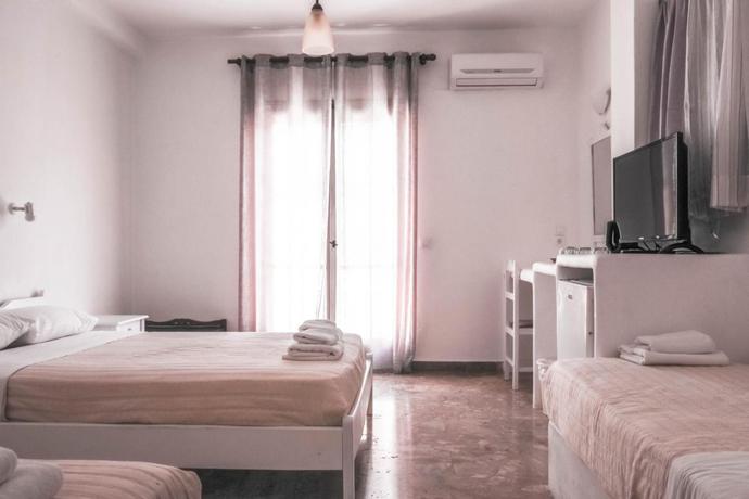 Imagen general del Hotel Mohitero, Kamari. Foto 8