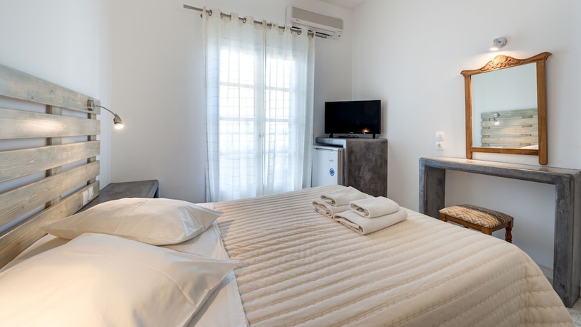 Imagen de la habitación del Hotel Mohitero, Kamari. Foto 8