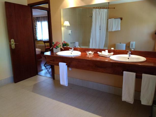 Imagen de la habitación del Hotel Moixeró. Foto 2