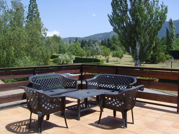 Imagen de los exteriores del Hotel Moixeró. Foto 7