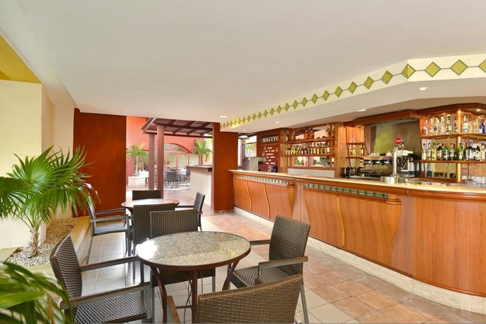 Imagen general del Hotel Mojito. Foto 12