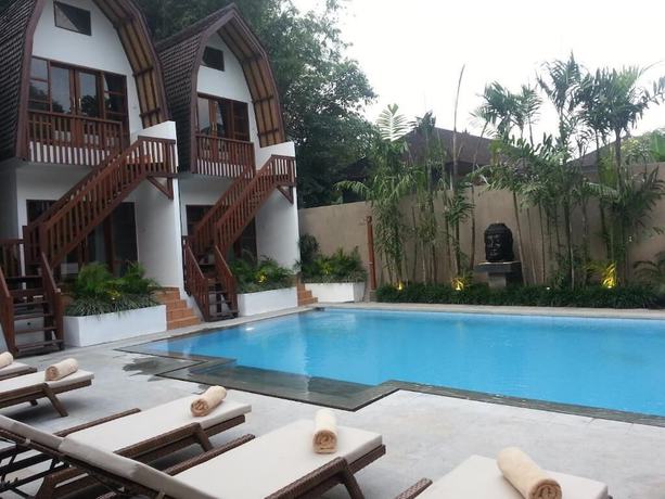 Imagen de la piscina del Hotel Mojo Resort. Foto 16