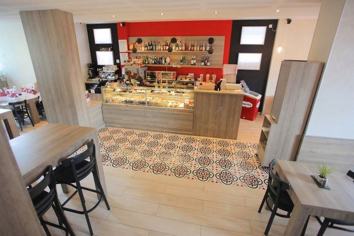 Imagen del bar/restaurante del Hotel Mokca. Foto 6