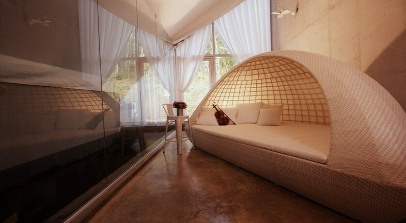 Imagen de la habitación del Hotel Moken Resort. Foto 10