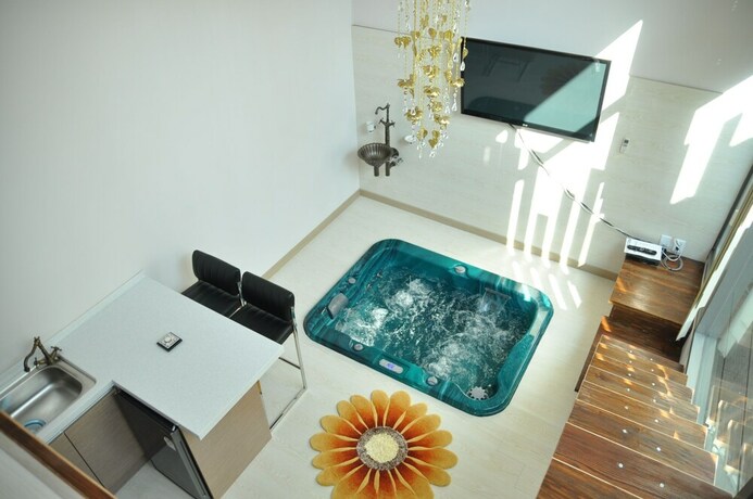 Imagen de la habitación del Hotel Moken Resort. Foto 19