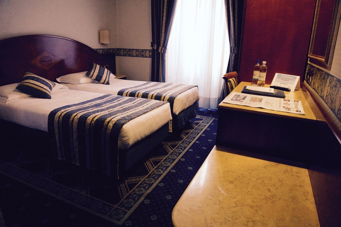 Imagen de la habitación del Hotel Mokinba Hotels Baviera. Foto 6