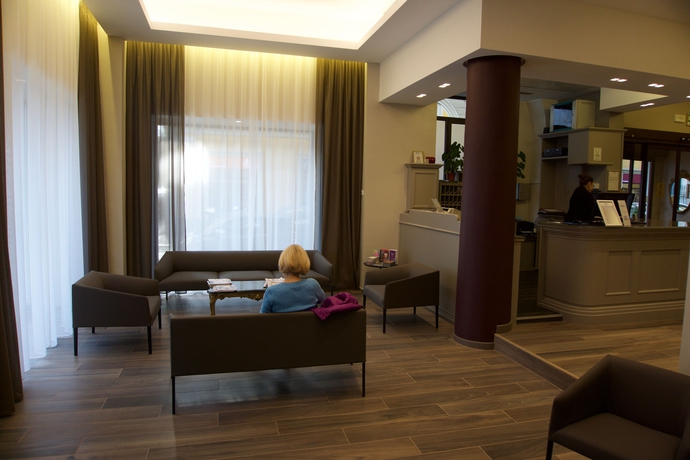 Imagen de los interiores del Hotel Mokinba Hotels Baviera. Foto 14