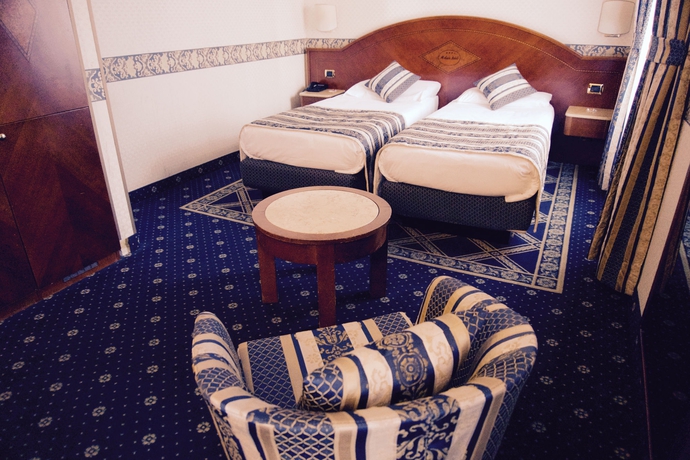 Imagen de la habitación del Hotel Mokinba Hotels Baviera. Foto 9