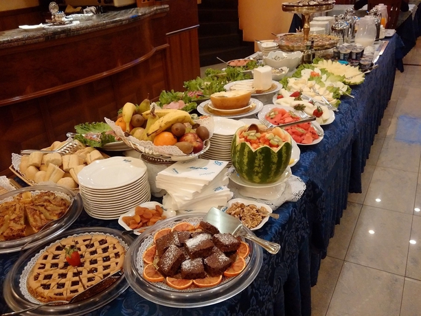 Imagen del bar/restaurante del Hotel Mokinba Hotels King. Foto 6