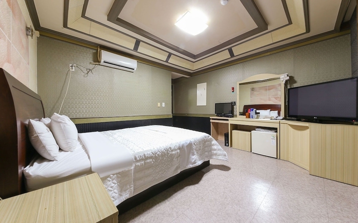 Imagen de la habitación del Hotel Mokpo Greece. Foto 7