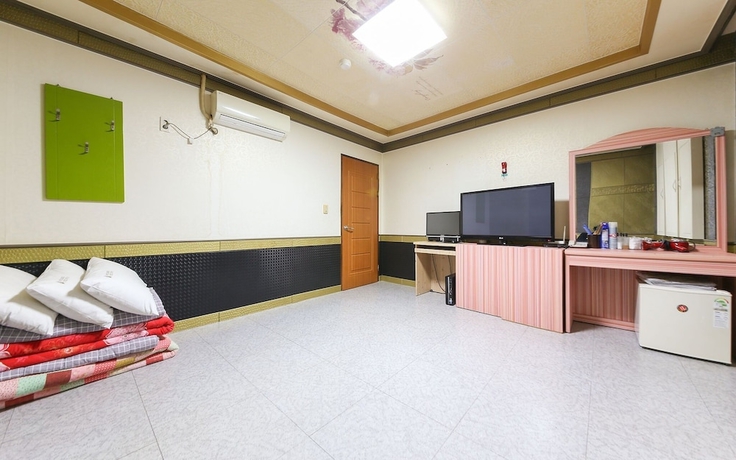 Imagen de la habitación del Hotel Mokpo Greece. Foto 9