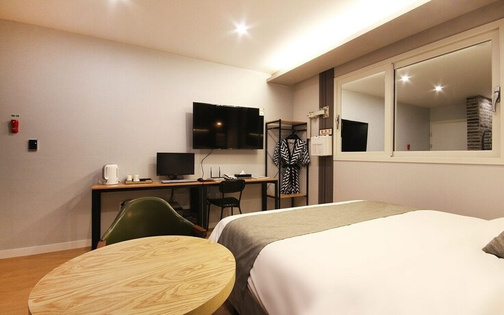 Imagen de la habitación del Hotel Mokpo Haru. Foto 22