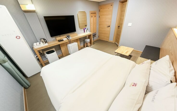 Imagen de la habitación del Hotel Mokpo Kaiser. Foto 11