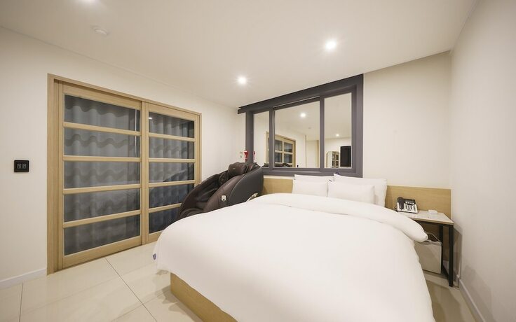 Imagen de la habitación del Hotel Mokpo Lium. Foto 12