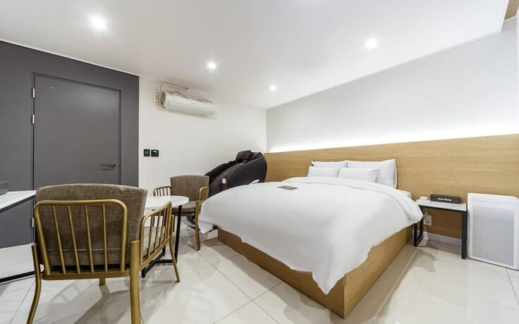 Imagen de la habitación del Hotel Mokpo Lium. Foto 17