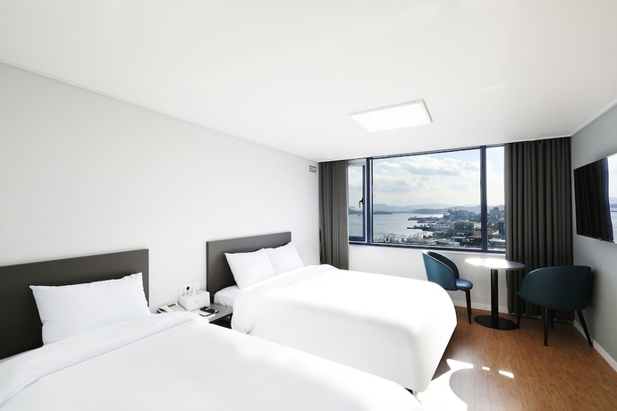 Imagen de la habitación del Hotel Mokpo Ocean. Foto 4