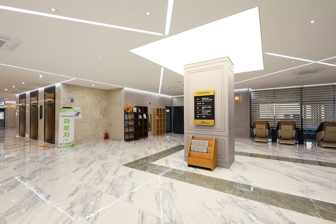 Imagen de los interiores del Hotel Mokpo Ocean. Foto 12