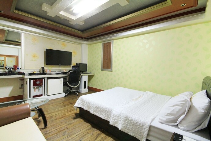 Imagen de la habitación del Hotel Mokpo Seven 7. Foto 16