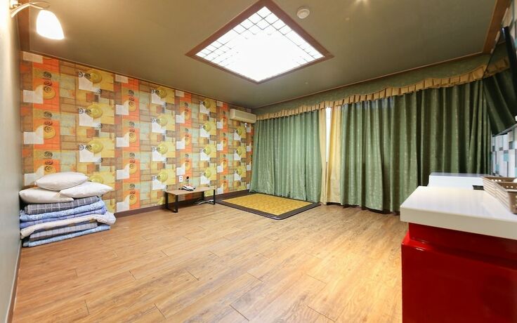 Imagen de la habitación del Hotel Mokpo Seven 7. Foto 19