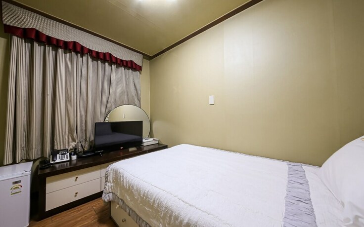 Imagen de la habitación del Hotel Mokpo Seven 7. Foto 33