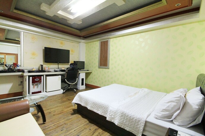 Imagen de la habitación del Hotel Mokpo Seven 7. Foto 36