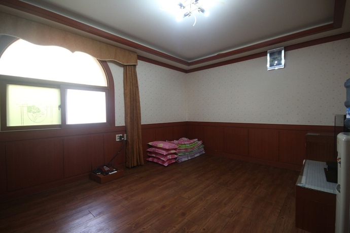 Imagen de la habitación del Hotel Mokpo Sky. Foto 2