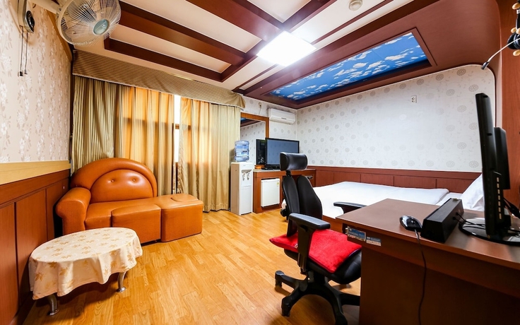 Imagen de la habitación del Hotel Mokpo Sky. Foto 5