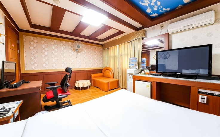 Imagen de la habitación del Hotel Mokpo Sky. Foto 7
