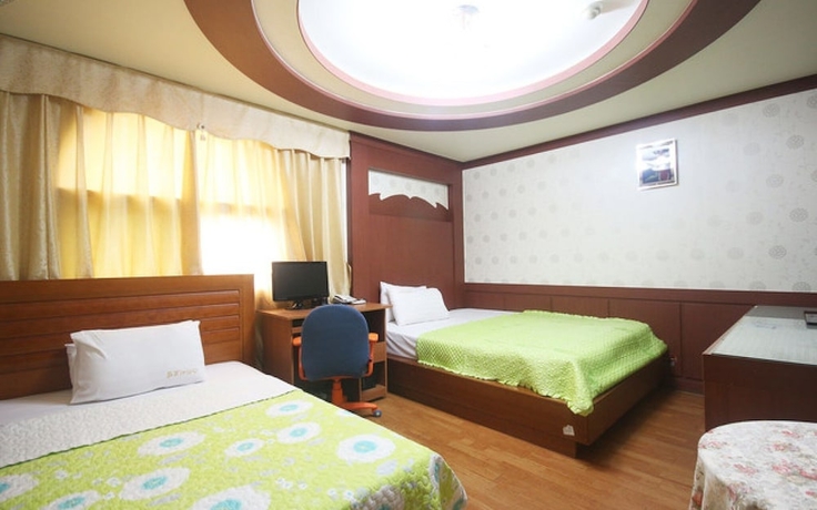 Imagen de la habitación del Hotel Mokpo Sky. Foto 12