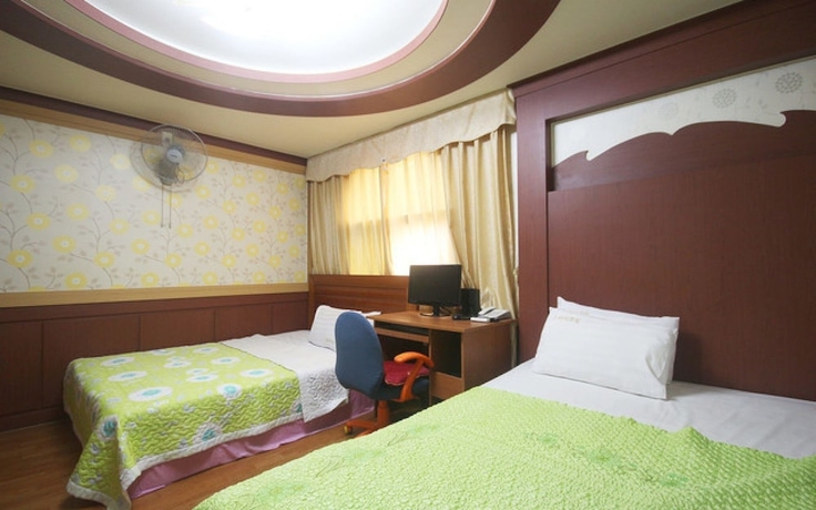 Imagen de la habitación del Hotel Mokpo Sky. Foto 15