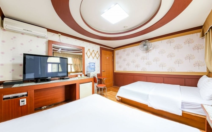 Imagen de la habitación del Hotel Mokpo Sky. Foto 17