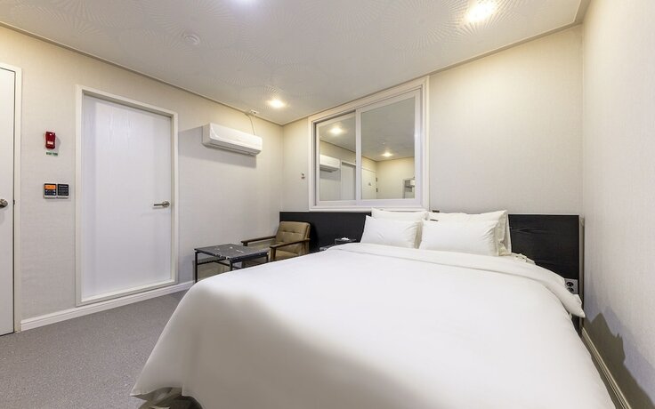 Imagen de la habitación del Hotel Mokpo The Haru. Foto 12