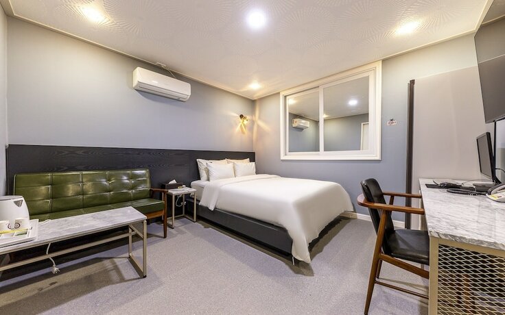 Imagen de la habitación del Hotel Mokpo The Haru. Foto 15