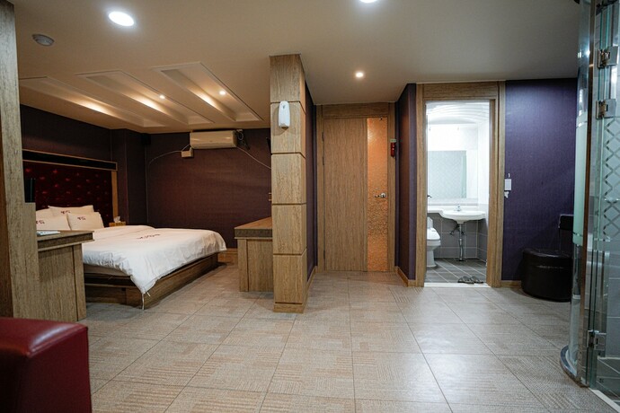 Imagen de la habitación del Hotel Mokpo Well. Foto 16