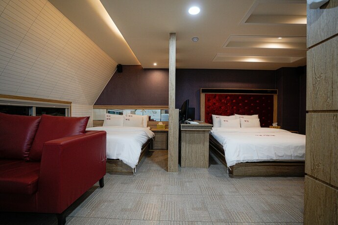 Imagen de la habitación del Hotel Mokpo Well. Foto 18