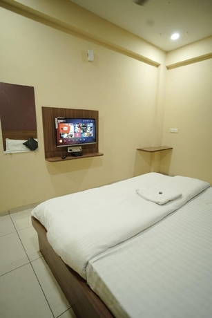 Imagen de la habitación del Hotel Mokshita. Foto 10