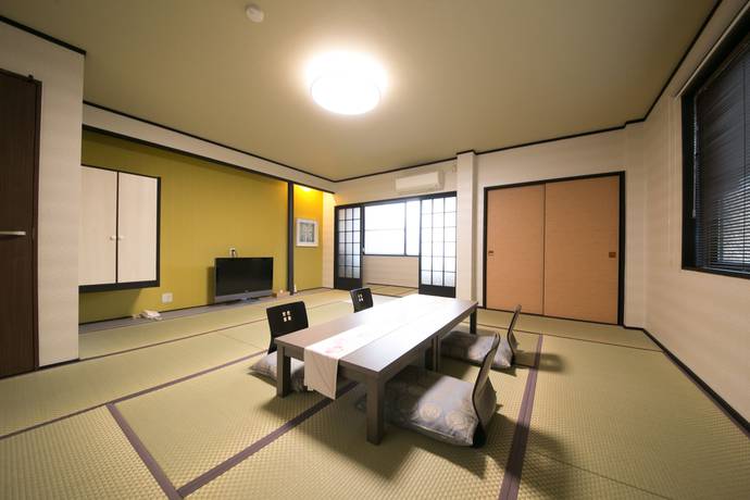 Imagen de la habitación del Hotel Mokuren. Foto 4
