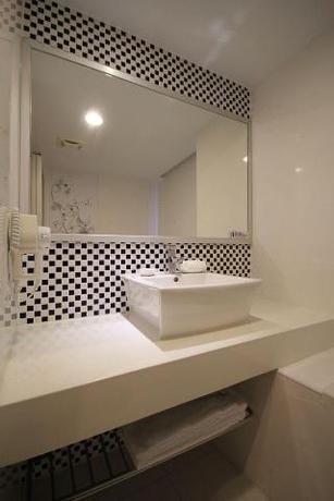 Imagen general del Hotel Mola Mola Four Seasons. Foto 1