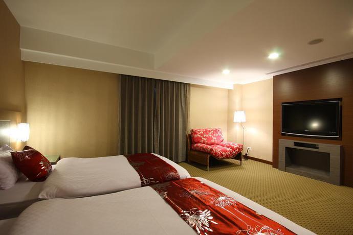 Imagen general del Hotel Mola Mola Four Seasons. Foto 11