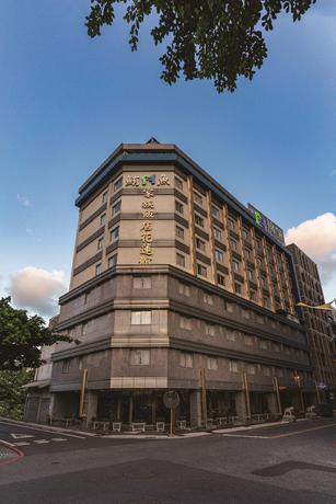 Imagen general del Hotel Mola Mola Four Seasons. Foto 17