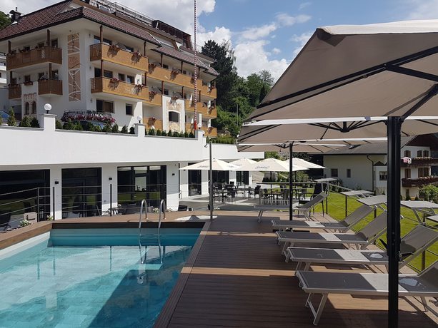 Imagen general del Hotel Molaris Lodge. Foto 1