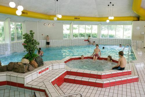 Imagen general del Hotel Molecaten Park De Leemkule. Foto 7