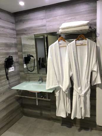 Imagen de la habitación del Hotel Molen Nador. Foto 13