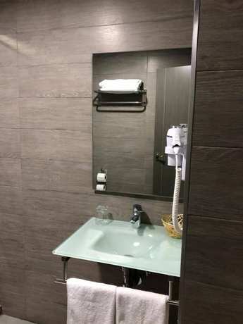 Imagen de la habitación del Hotel Molen Nador. Foto 14