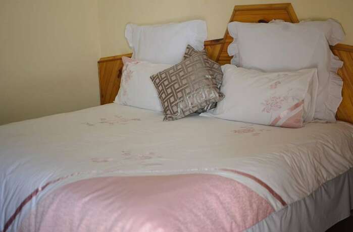 Imagen de la habitación del Hotel Molengoane Lodge. Foto 13