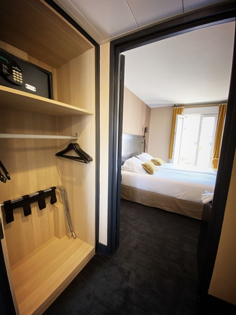 Imagen de la habitación del Hotel Molière, Cannes. Foto 5