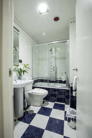 Imagen de la habitación del Hotel Molinos. Foto 13